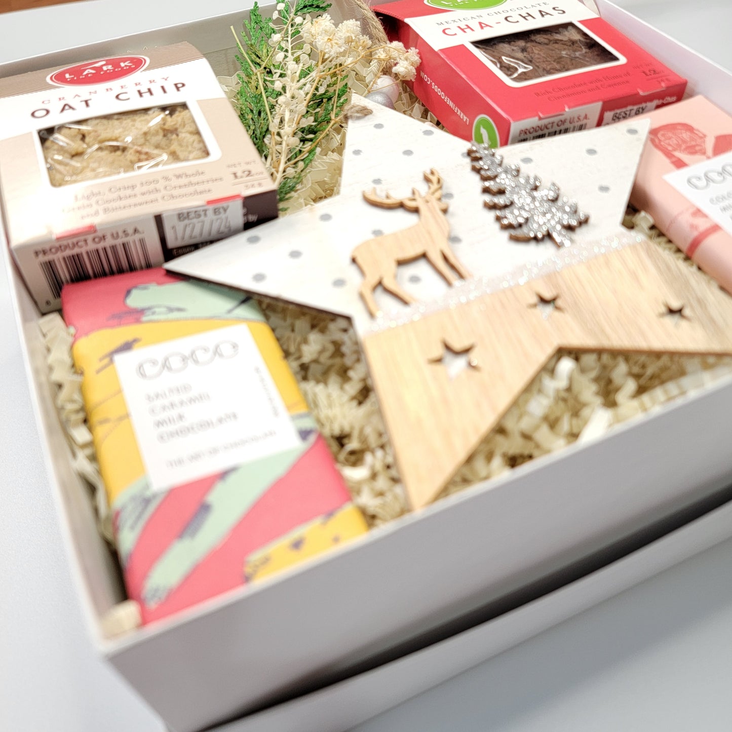 Festive Moments Treat basket