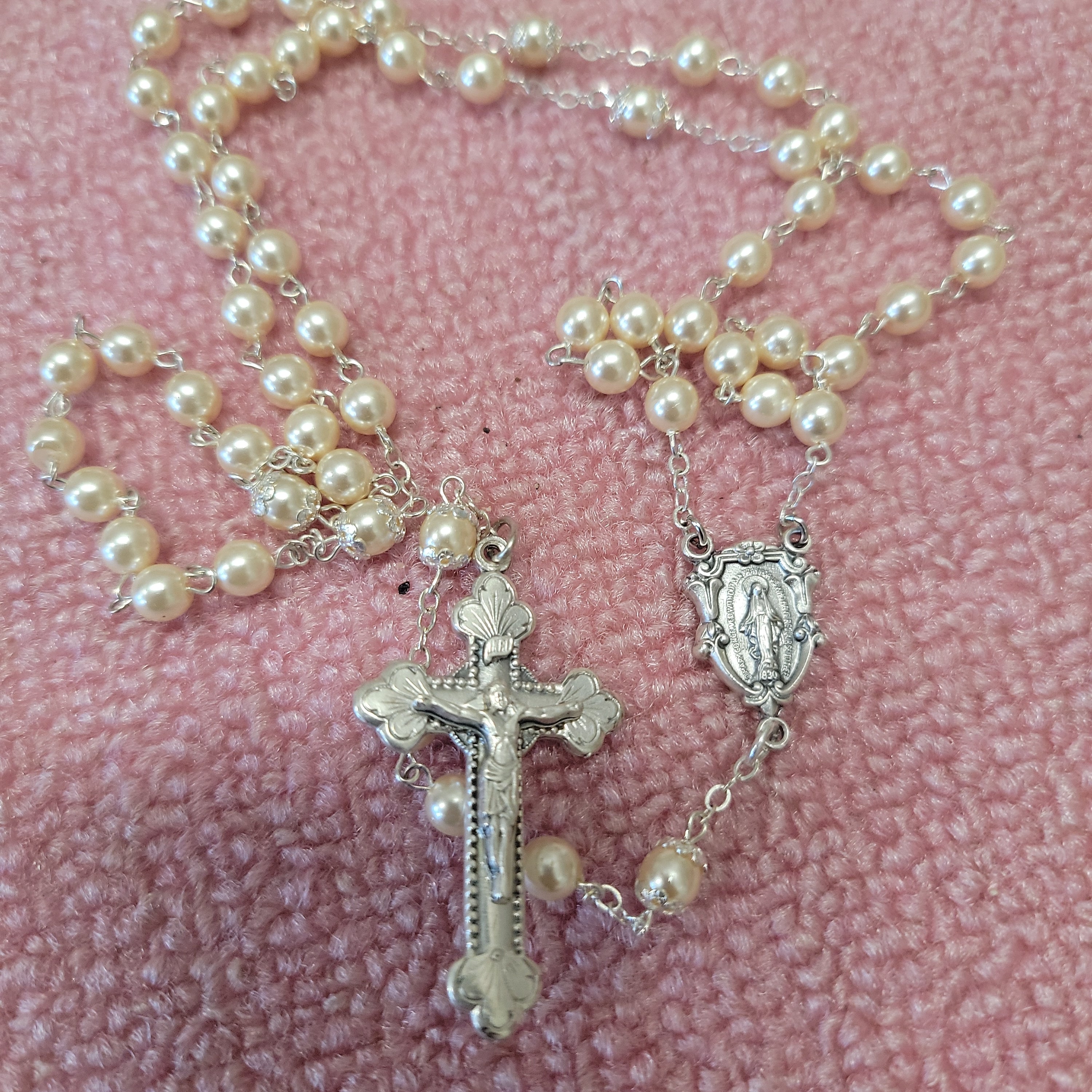 Fancy Italian Mini Rosary w/Beads, Pearl & Rhinestones in an