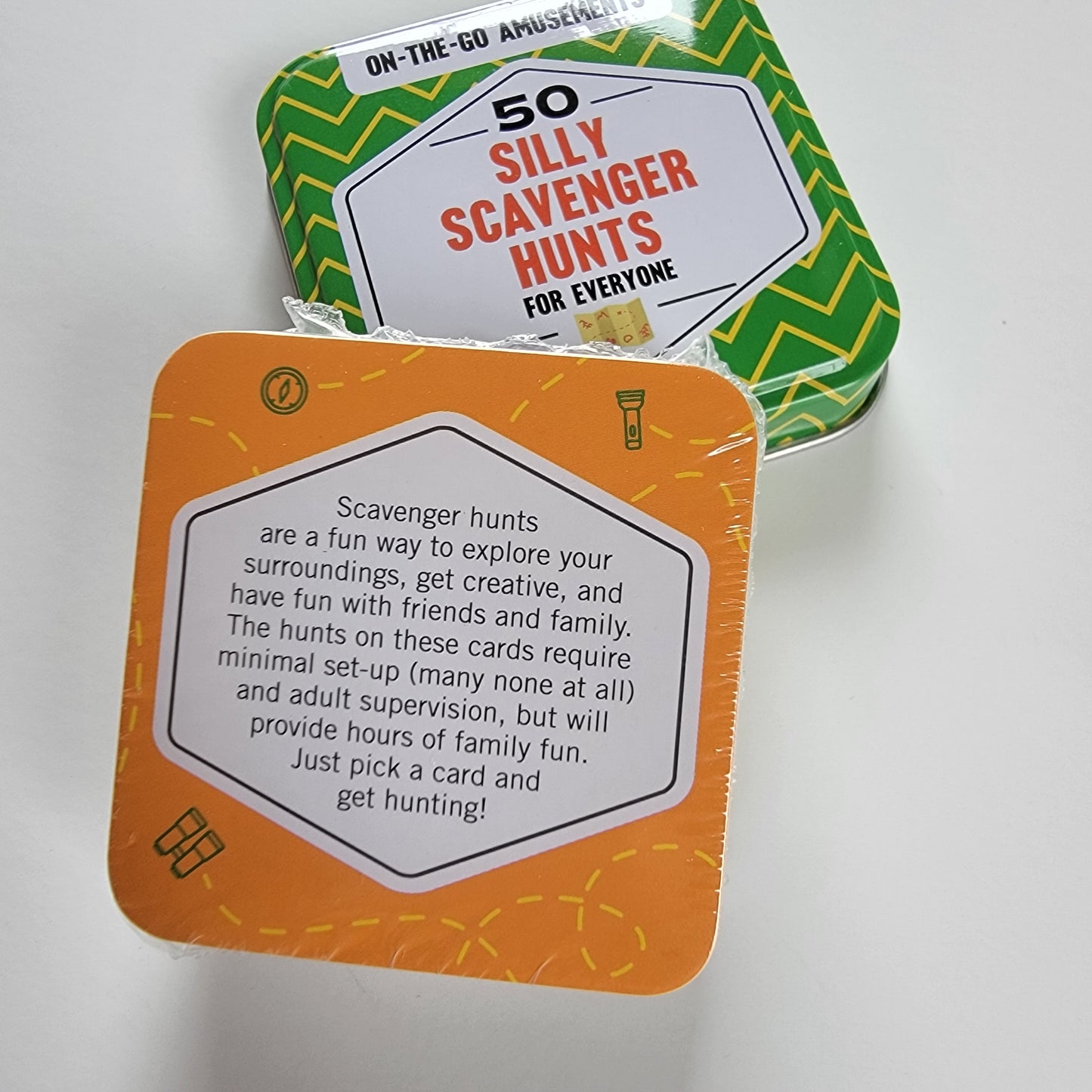 On The Go Amusements - 50 Silly Scavenger Hunts for Everyone