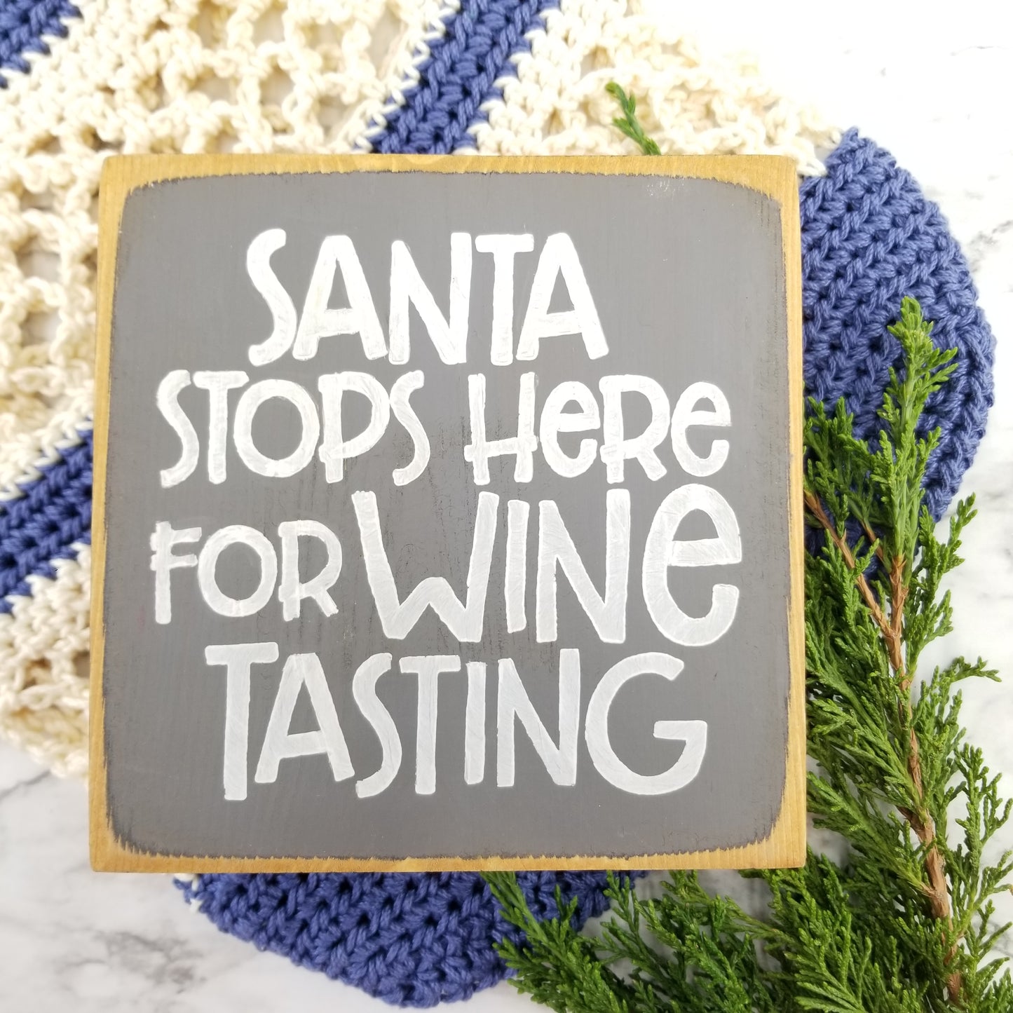 table decor wine tasting sign