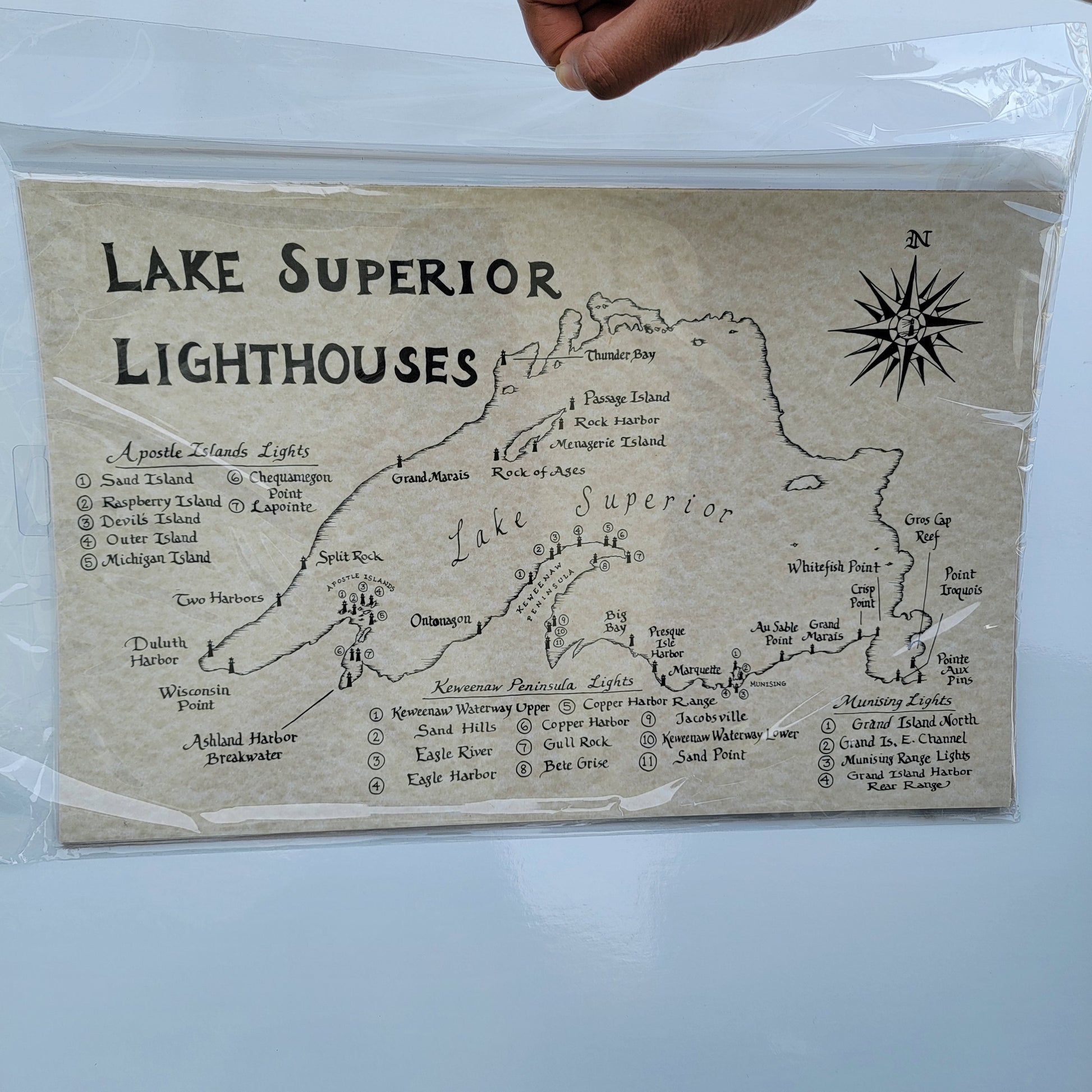 Lake Superior lighthouse map