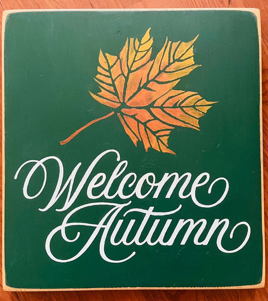 Welcome Autumn wooden sign