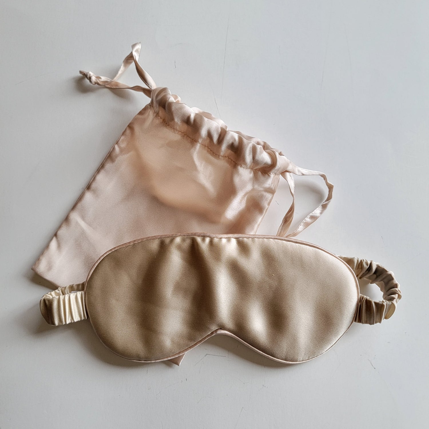 Luxury Mulberry Silk Eye Mask, perfect for gifts for her and curated gift boxes (front view)