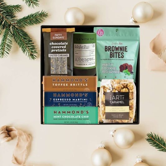 Gourmet Christmas & Holiday Snack gift basket