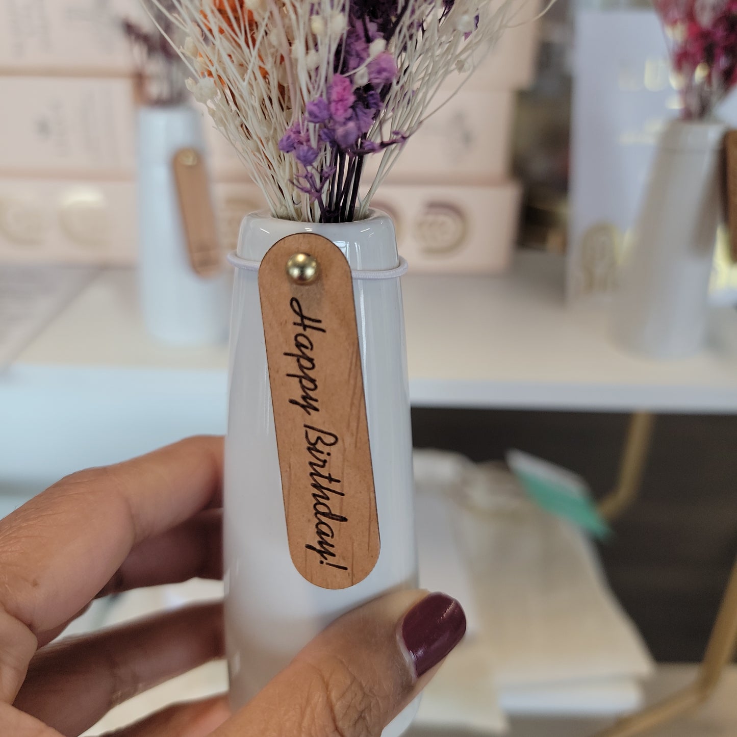 Mini Dried Floral Vases & Wood Gift Tag