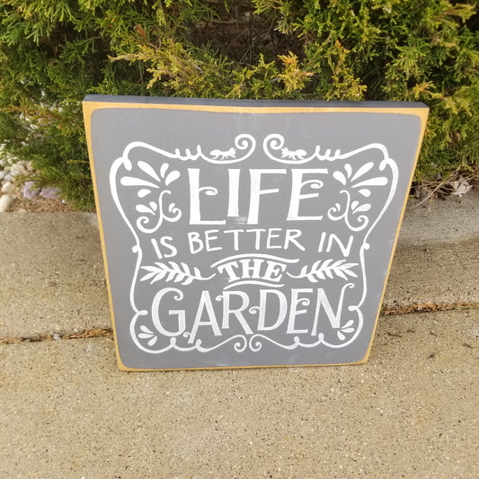 Garden wooden sign 
