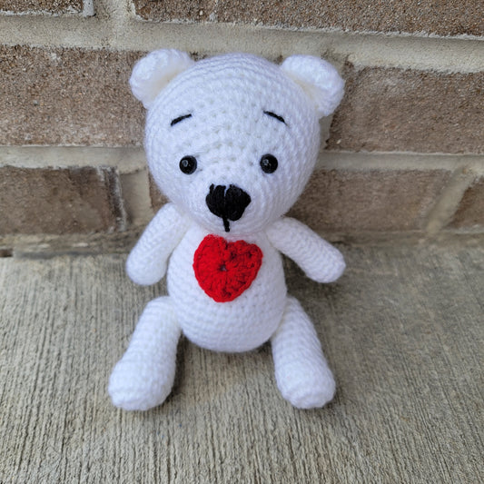 bear with heart knitted toy